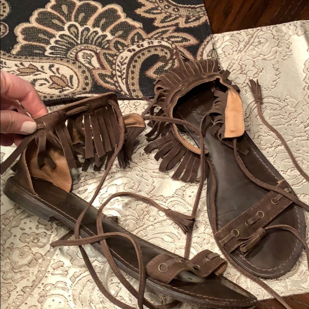 Sheen Gold brown suede Fringe sandals size 37